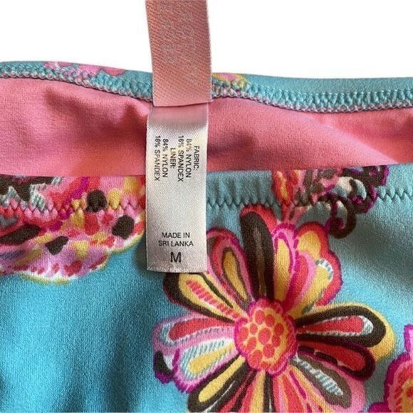 🔹5/$25🔹 VICTORIA’S SECRET Blue and Pink Floral BIKINI‎ BOTTOM Size Medium - Picture 2 of 8